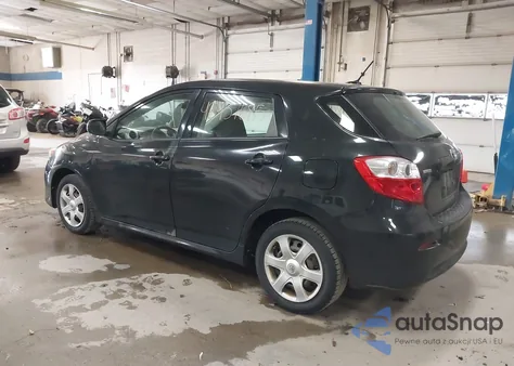 2010 Toyota Matrix z USA, uszkodzony, nr VIN 2T1KU4EEXAC274581
